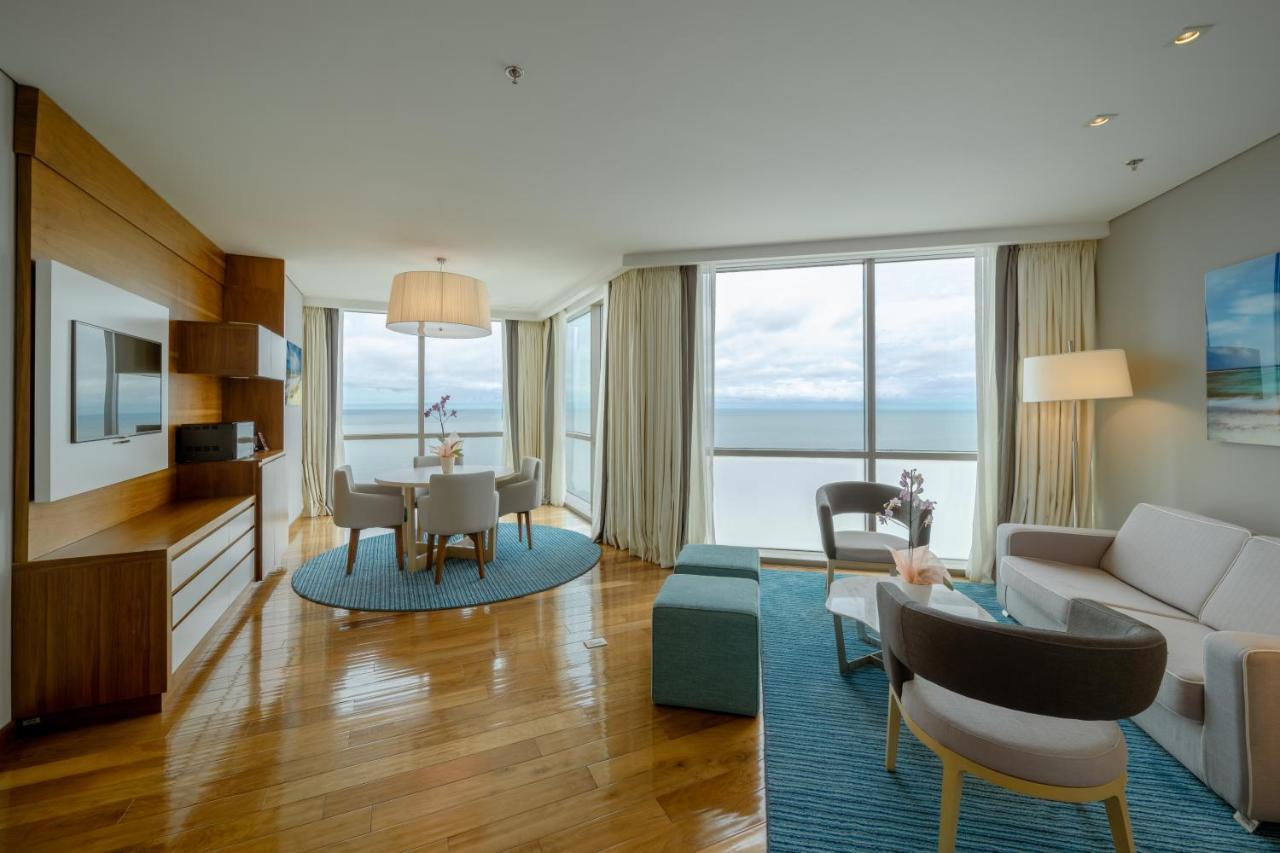 Suite met Kingsize Bed en Uitzicht op de Oceaan - Hoge Verdieping