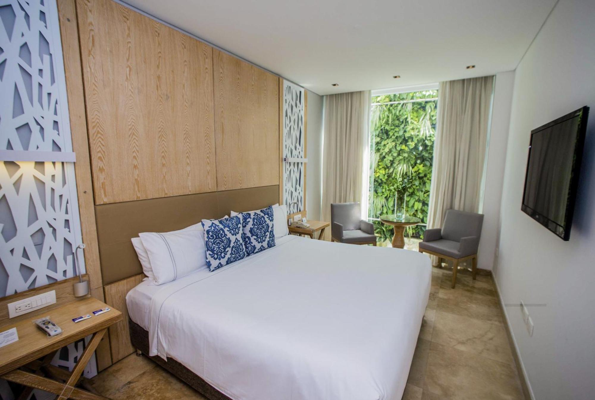 Quarto com Cama de Casal ou 2 de Solteiro