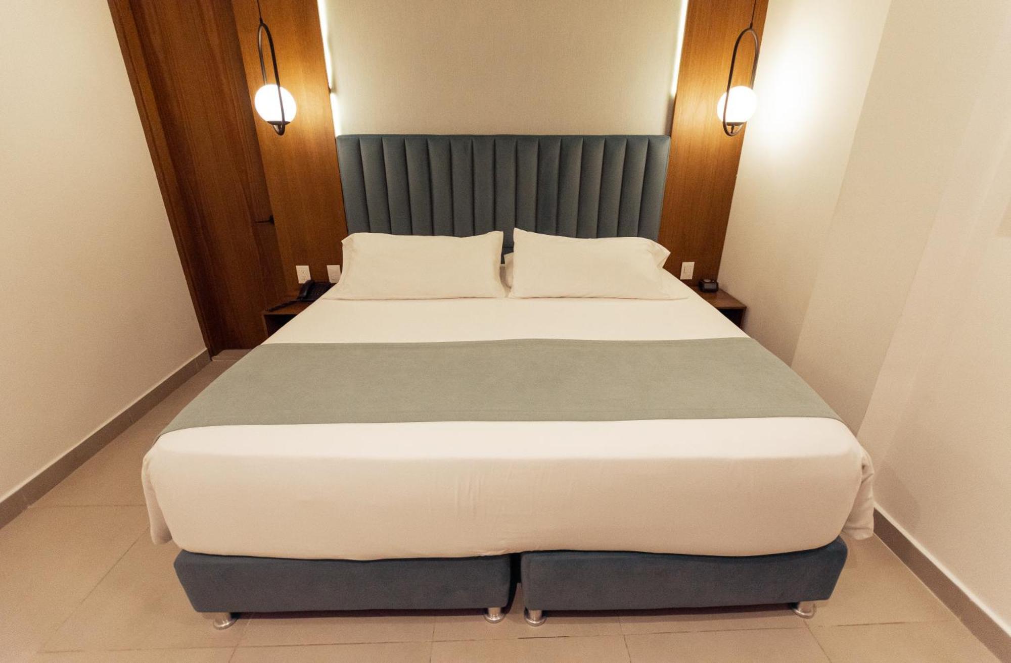 Chambre Lit King-Size avec Baignoire Spa