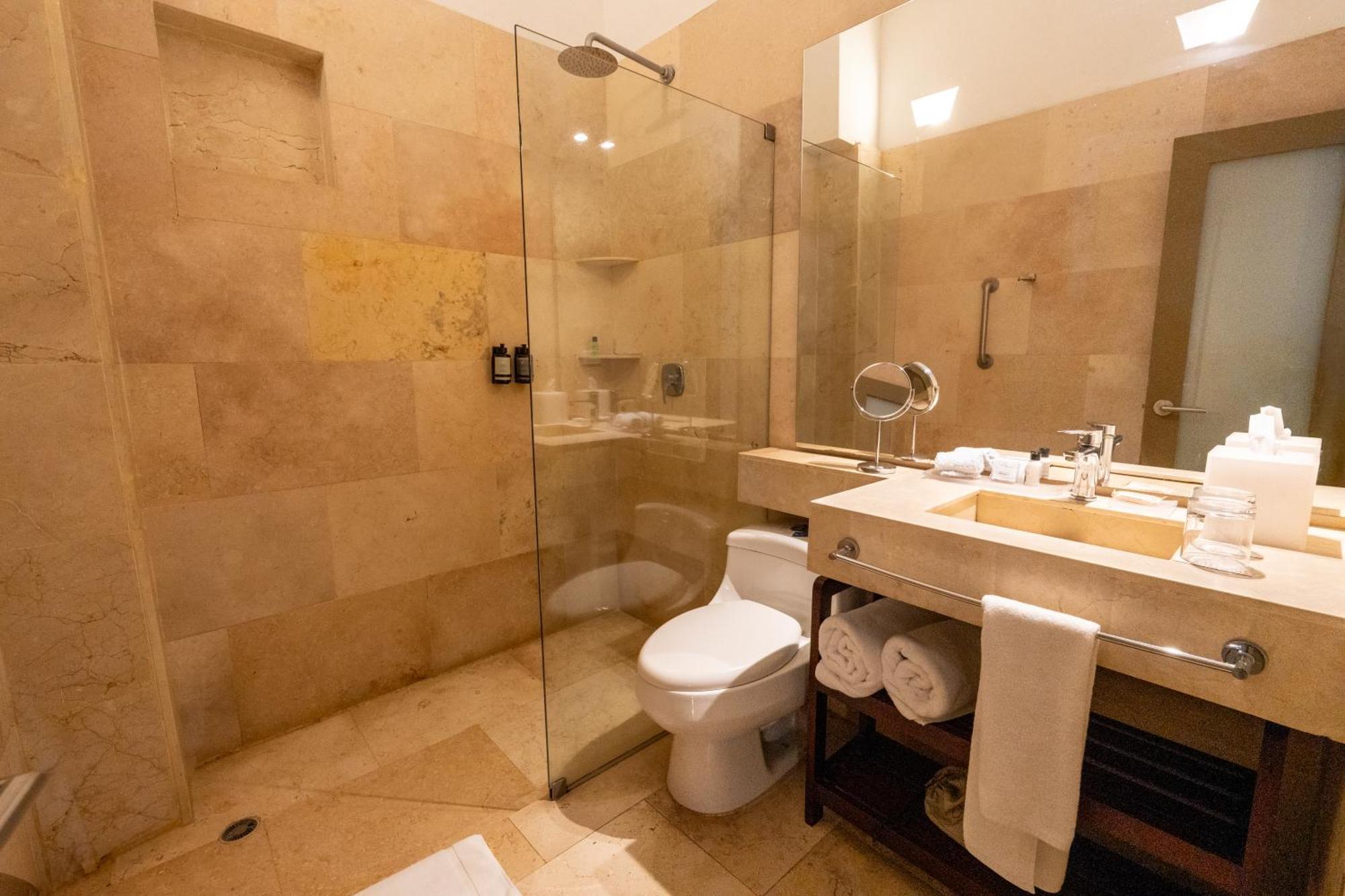 Superior Double Room,1730050021:JPEG