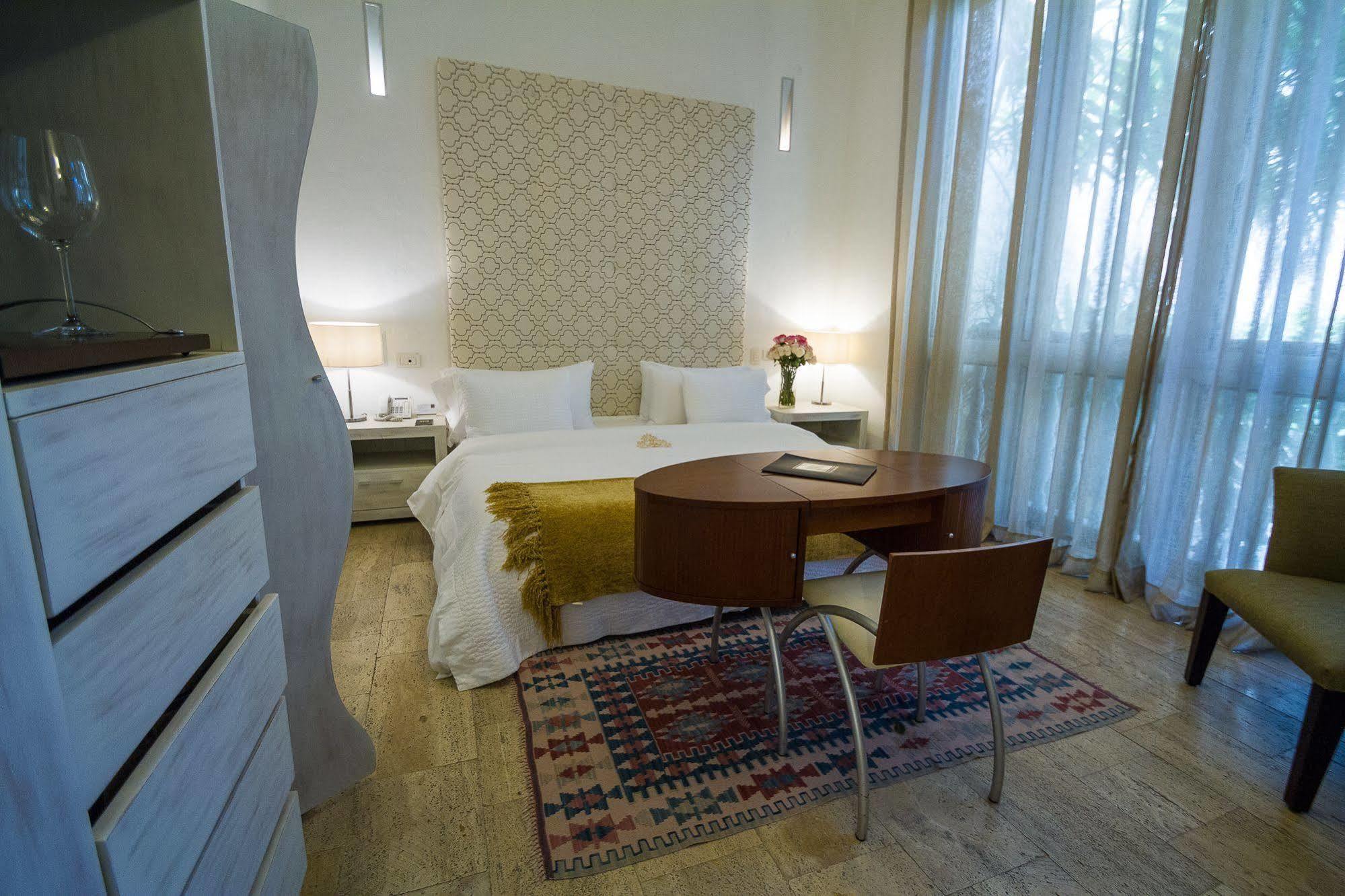 Quarto Duplo