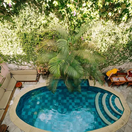 Casa Zahri Boutique Hostel-2